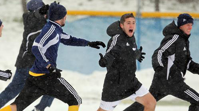 Men?s DII, DIII tourneys down to final four