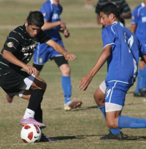 boys youth club soccer players