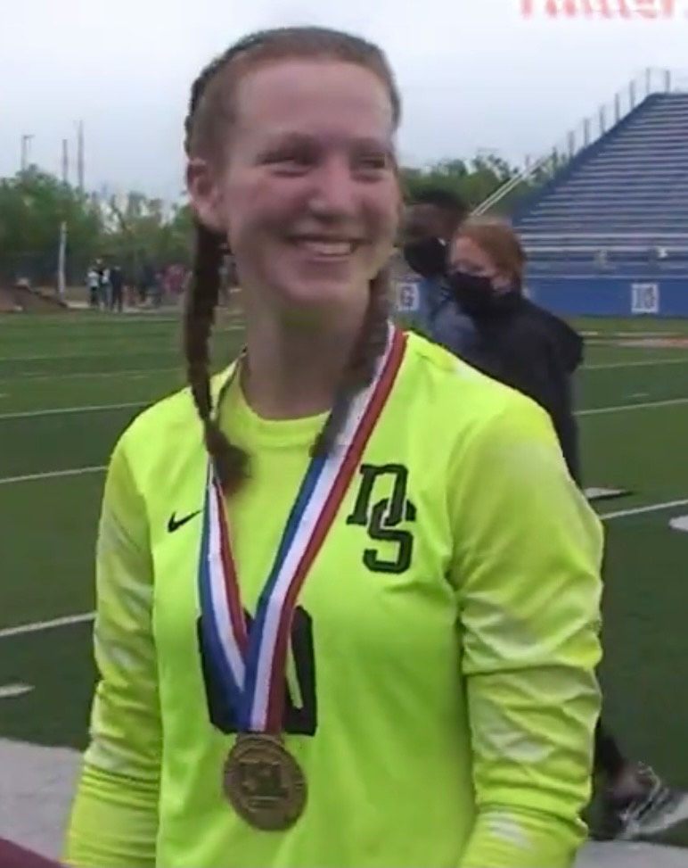 Caroline Dill 5'10